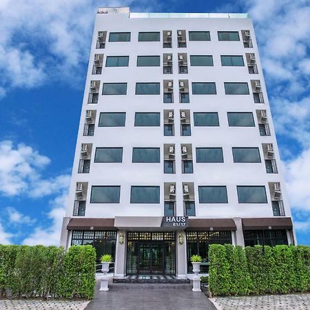 Haus Hotel Udonthani Экстерьер фото