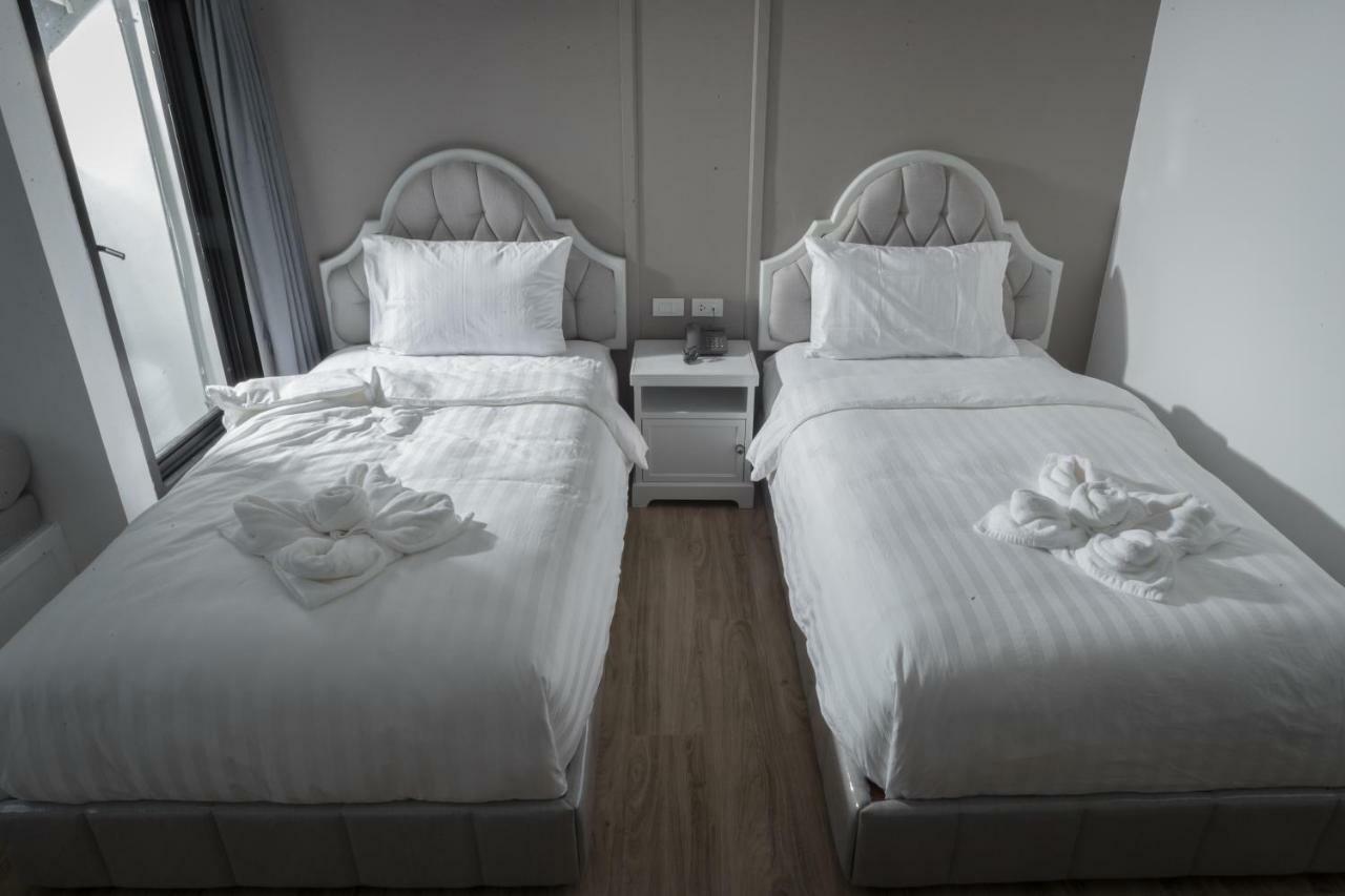 Haus Hotel Udonthani Экстерьер фото